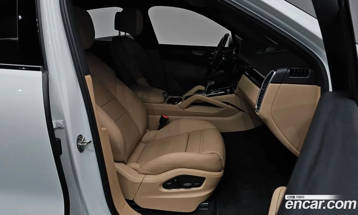 Porsche Cayenne 2022 3.0 автомат (гидро), фото 18 Porsche Cayenne 2022 3.0 автомат (гидро), фото 18