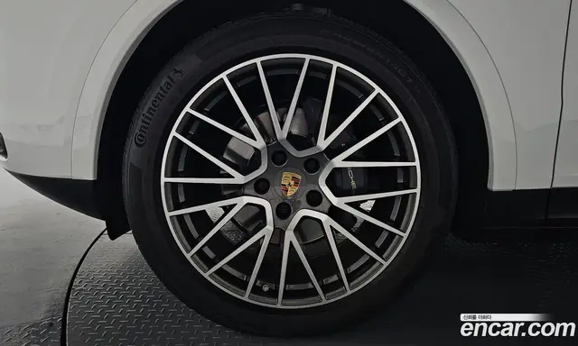 Porsche Cayenne 2022 3.0 автомат (гидро), миниатюра 5 Porsche Cayenne 2022 3.0 автомат (гидро), миниатюра 5