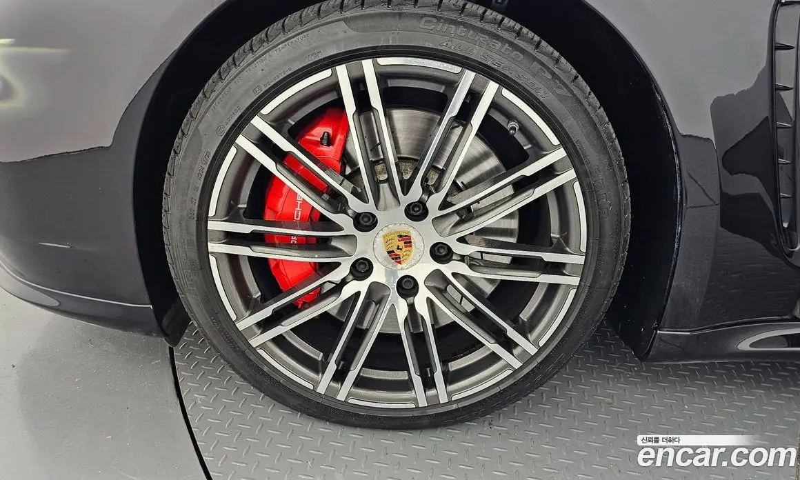Porsche Panamera 2015 4.8 автомат (гидро), фото 5 Porsche Panamera 2015 4.8 автомат (гидро), фото 5