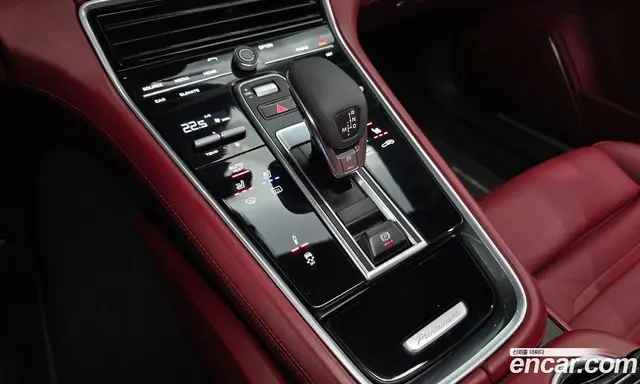 Porsche Panamera 2018 2.9 автомат (гидро), миниатюра 9