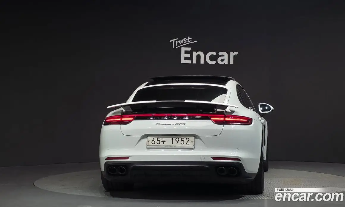 Porsche Panamera 2019 4.0 автомат (гидро), фото 4