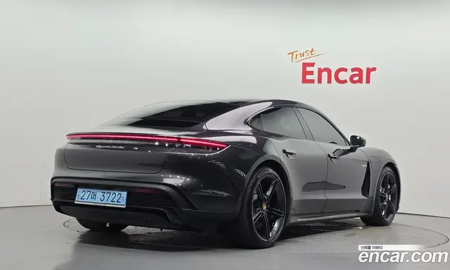 Porsche Taycan 2021 0.1 автомат (гидро), миниатюра 2 Porsche Taycan 2021 0.1 автомат (гидро), миниатюра 2