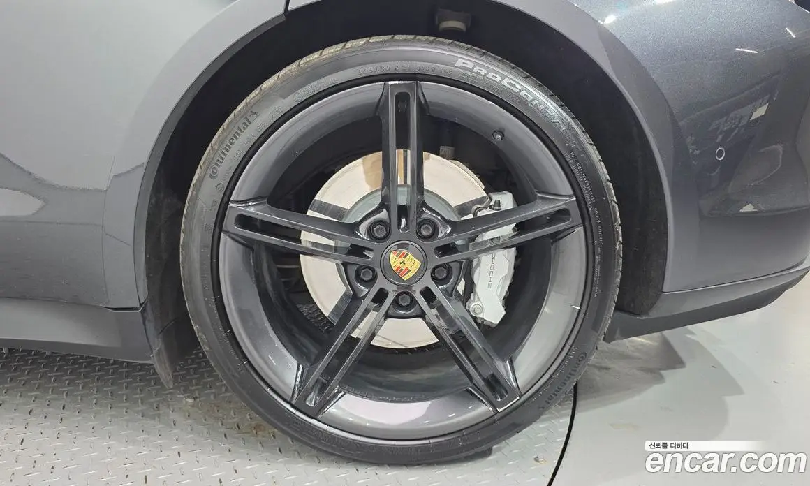Porsche Taycan 2021 0.1 автомат (гидро), фото 7 Porsche Taycan 2021 0.1 автомат (гидро), фото 7
