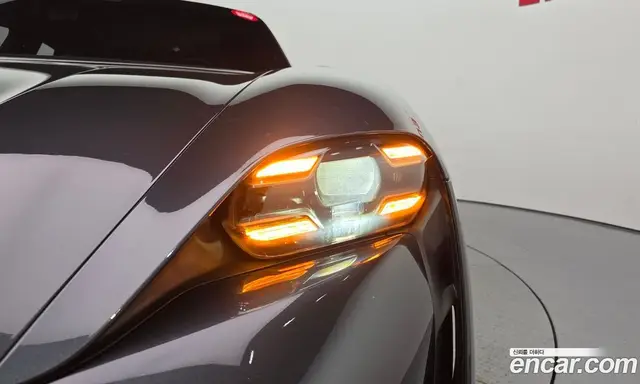 Porsche Taycan 2021 0.1 автомат (гидро), миниатюра 8 Porsche Taycan 2021 0.1 автомат (гидро), миниатюра 8