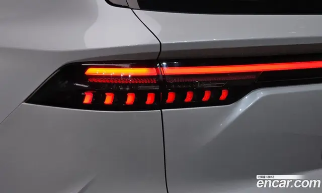 Renault (Samsung) Grand Koleos 2024 2.0 автомат (гидро), миниатюра 9