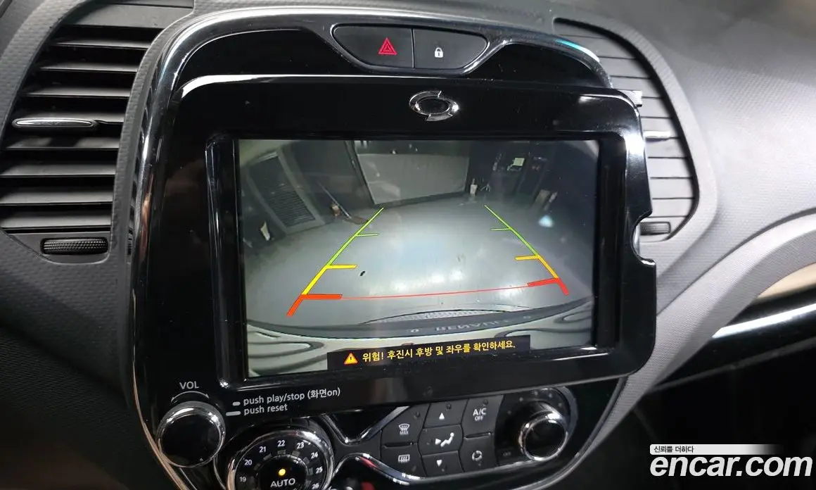 Renault (Samsung) QM3 2016 1.5 автомат (гидро), фото 15 Renault (Samsung) QM3 2016 1.5 автомат (гидро), фото 15