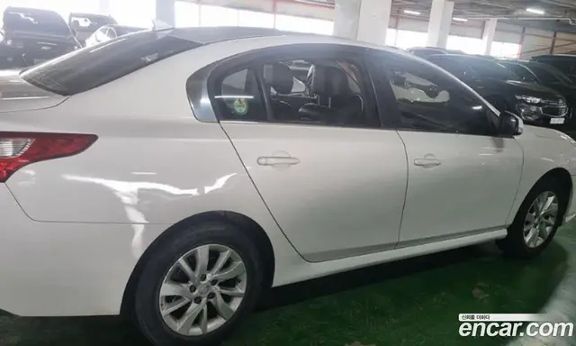 Renault (Samsung) SM5 2016 2.0 автомат (гидро), миниатюра 3 Renault (Samsung) SM5 2016 2.0 автомат (гидро), миниатюра 3