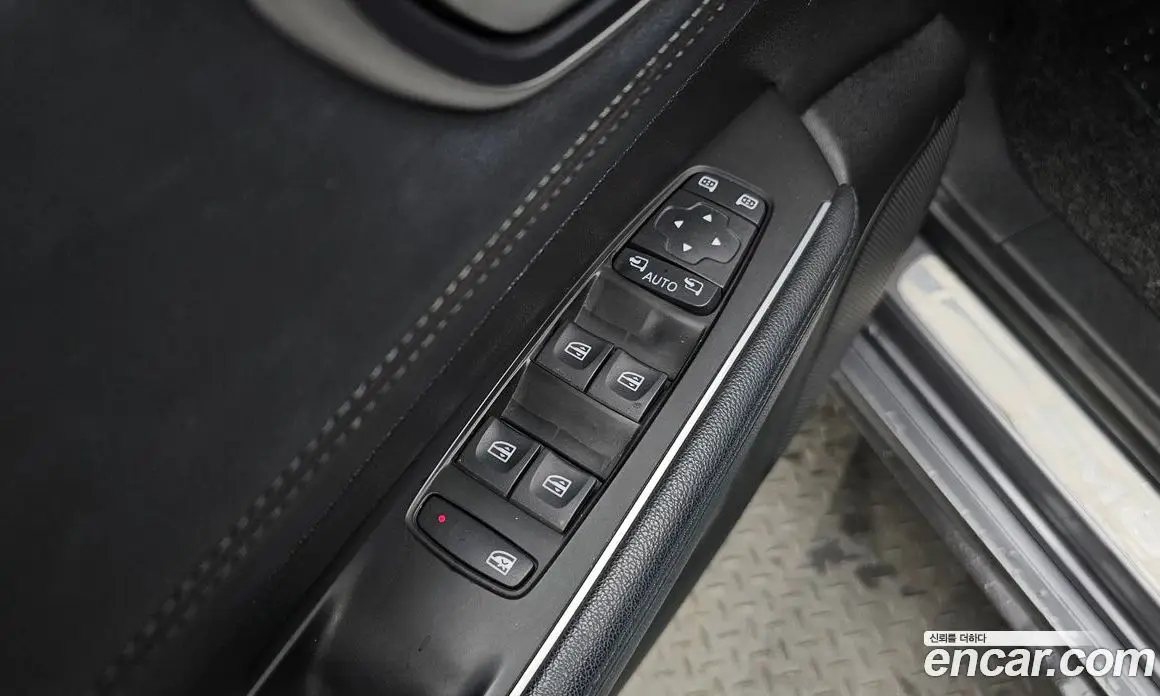 Renault (Samsung) SM6 2016 2.0 автомат (гидро), фото 17 Renault (Samsung) SM6 2016 2.0 автомат (гидро), фото 17