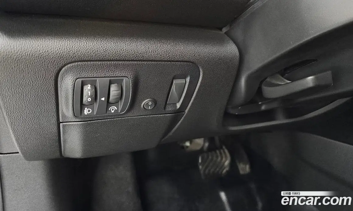Renault (Samsung) SM6 2016 2.0 автомат (гидро), фото 14 Renault (Samsung) SM6 2016 2.0 автомат (гидро), фото 14