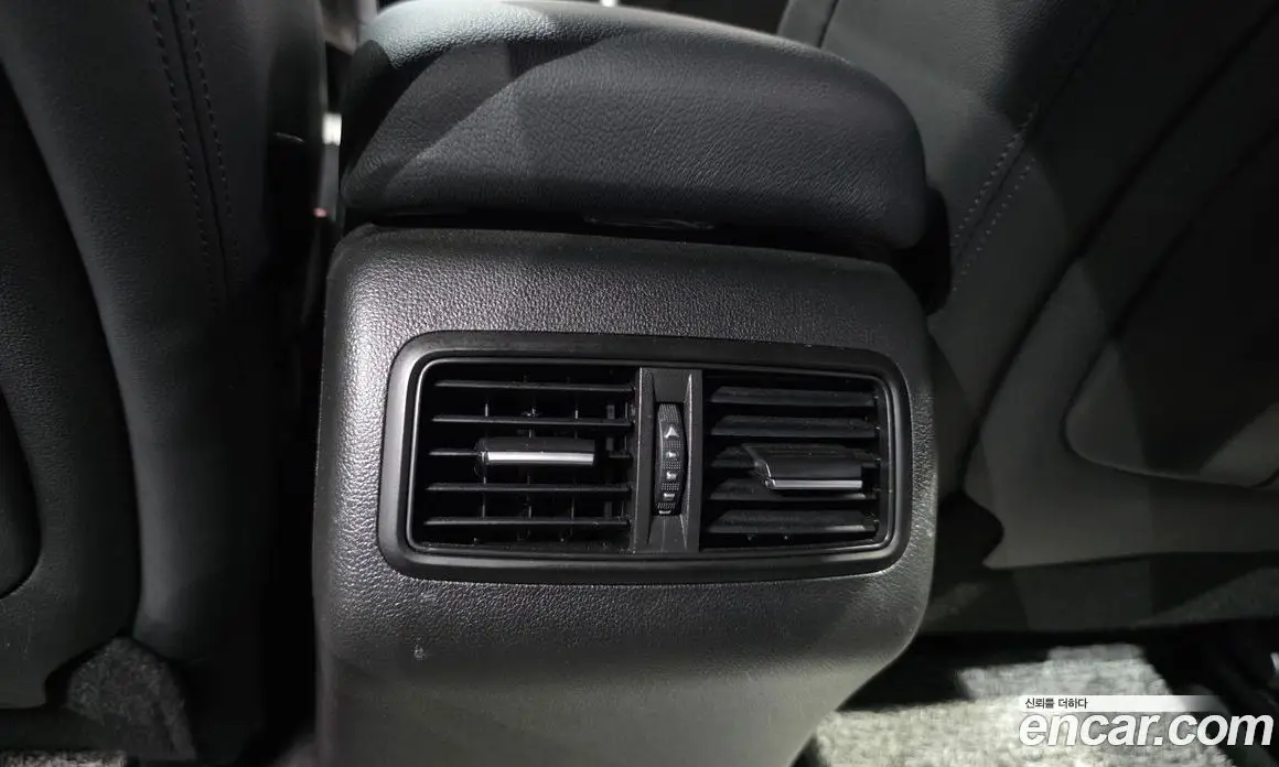Renault (Samsung) SM6 2023 2.0 автомат (гидро), фото 30 Renault (Samsung) SM6 2023 2.0 автомат (гидро), фото 30