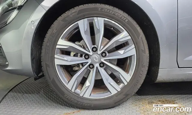Renault (Samsung) SM6 2023 1.3 автомат (гидро), миниатюра 5 Renault (Samsung) SM6 2023 1.3 автомат (гидро), миниатюра 5