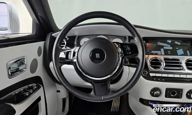 Rolls-Royce Ghost 2019 6.6 автомат (гидро), миниатюра 12