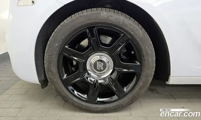 Rolls-Royce Ghost 2019 6.6 автомат (гидро), миниатюра 4 Rolls-Royce Ghost 2019 6.6 автомат (гидро), миниатюра 4