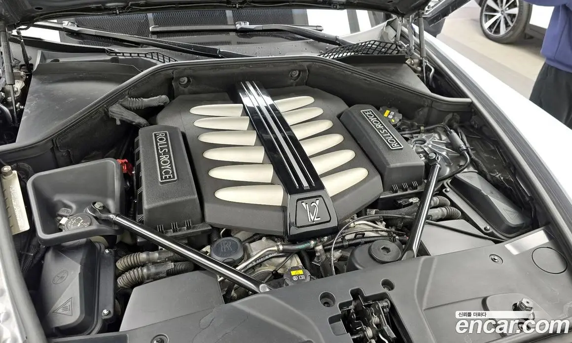 Rolls-Royce Ghost 2019 6.6 автомат (гидро), фото 5 Rolls-Royce Ghost 2019 6.6 автомат (гидро), фото 5