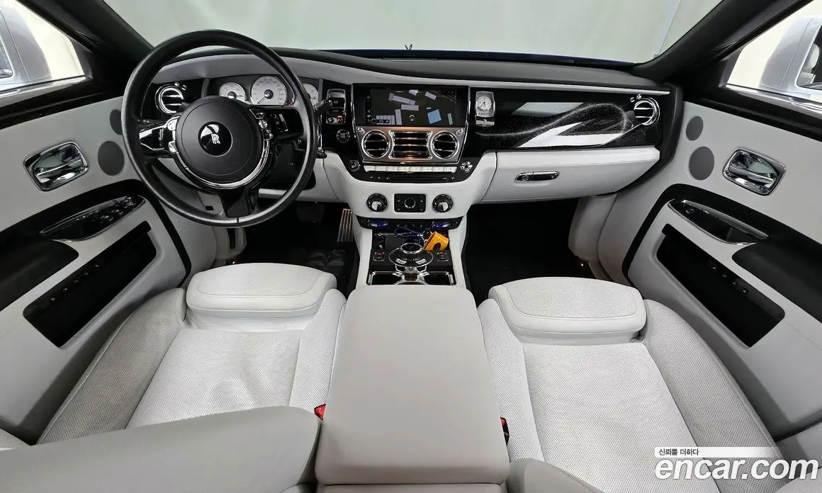 Rolls-Royce Ghost 2019 6.6 автомат (гидро), фото 6 Rolls-Royce Ghost 2019 6.6 автомат (гидро), фото 6