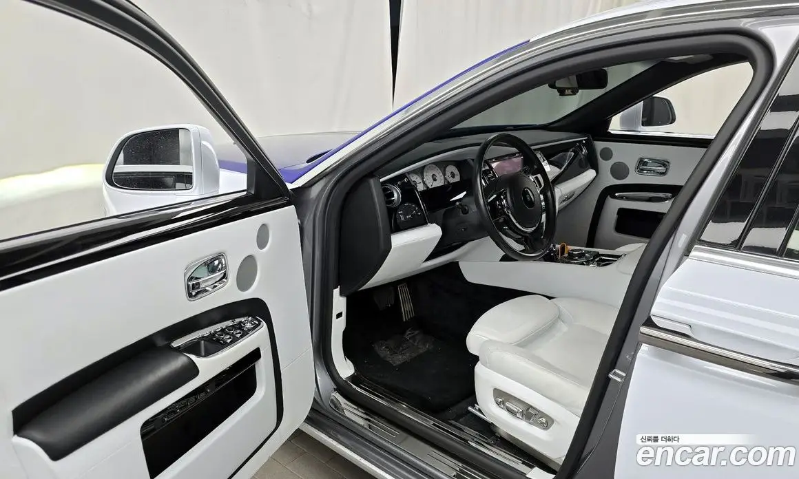 Rolls-Royce Ghost 2019 6.6 автомат (гидро), фото 9 Rolls-Royce Ghost 2019 6.6 автомат (гидро), фото 9