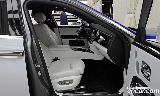 Rolls-Royce Ghost 2019 6.6 автомат (гидро), миниатюра 10 Rolls-Royce Ghost 2019 6.6 автомат (гидро), миниатюра 10