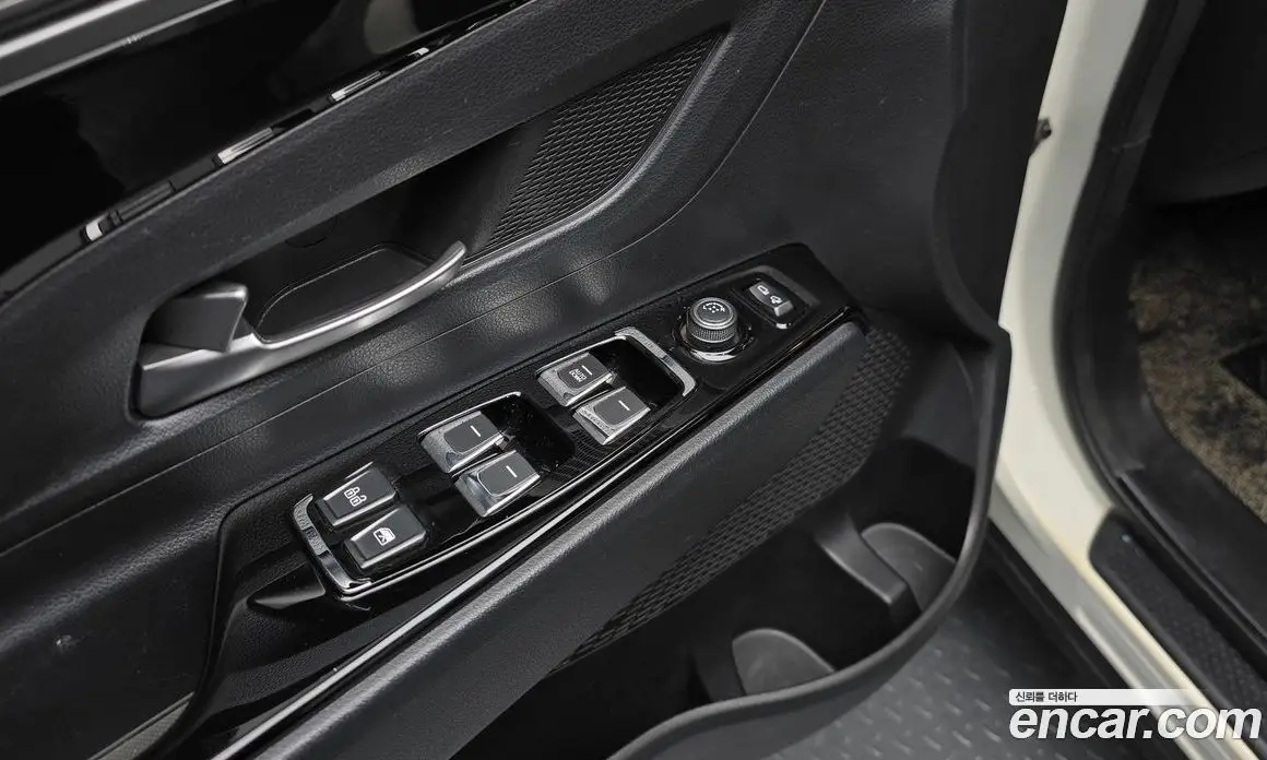 SsangYong Korando 2020 1.5 автомат (гидро), фото 17