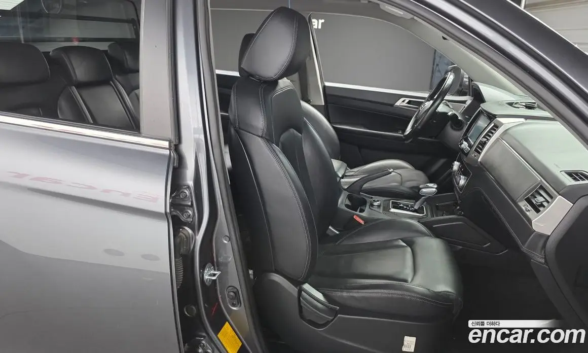 SsangYong Rexton 2019 2.2 автомат (гидро), фото 16 SsangYong Rexton 2019 2.2 автомат (гидро), фото 16