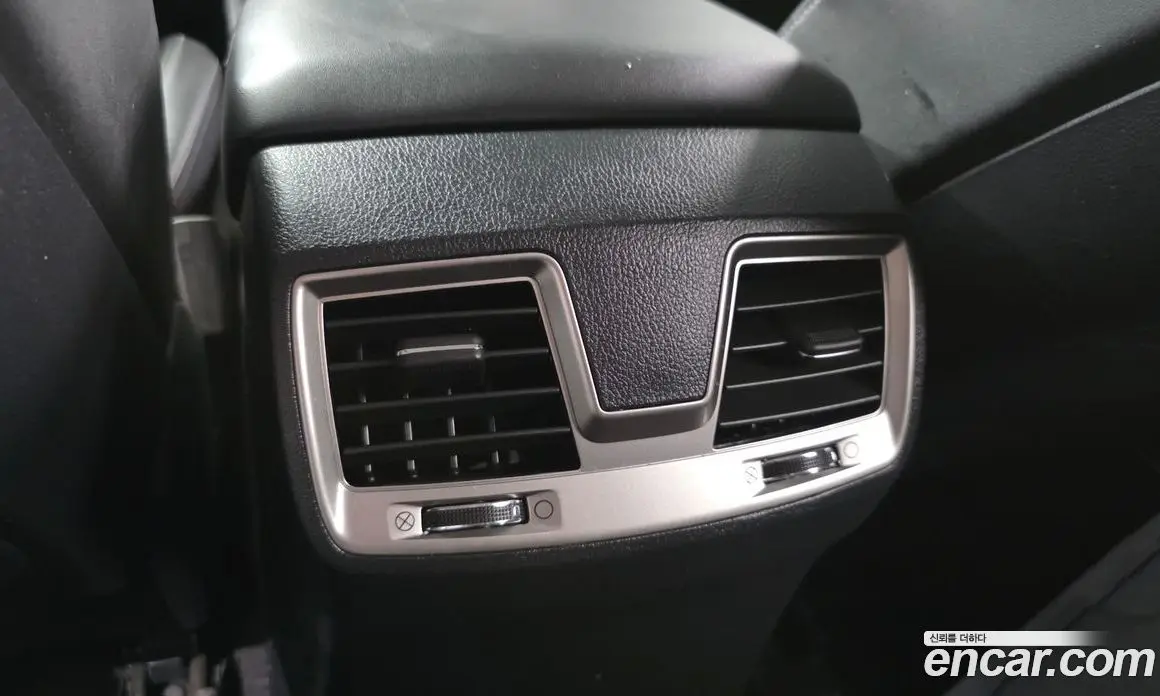 SsangYong Rexton 2019 2.2 автомат (гидро), фото 28 SsangYong Rexton 2019 2.2 автомат (гидро), фото 28