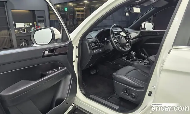 SsangYong Rexton 2019 2.2 автомат (гидро), миниатюра 10 SsangYong Rexton 2019 2.2 автомат (гидро), миниатюра 10