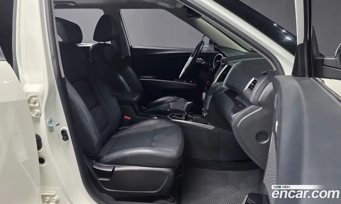 SsangYong TIBOLI 2016 1.6 автомат (гидро), фото 17