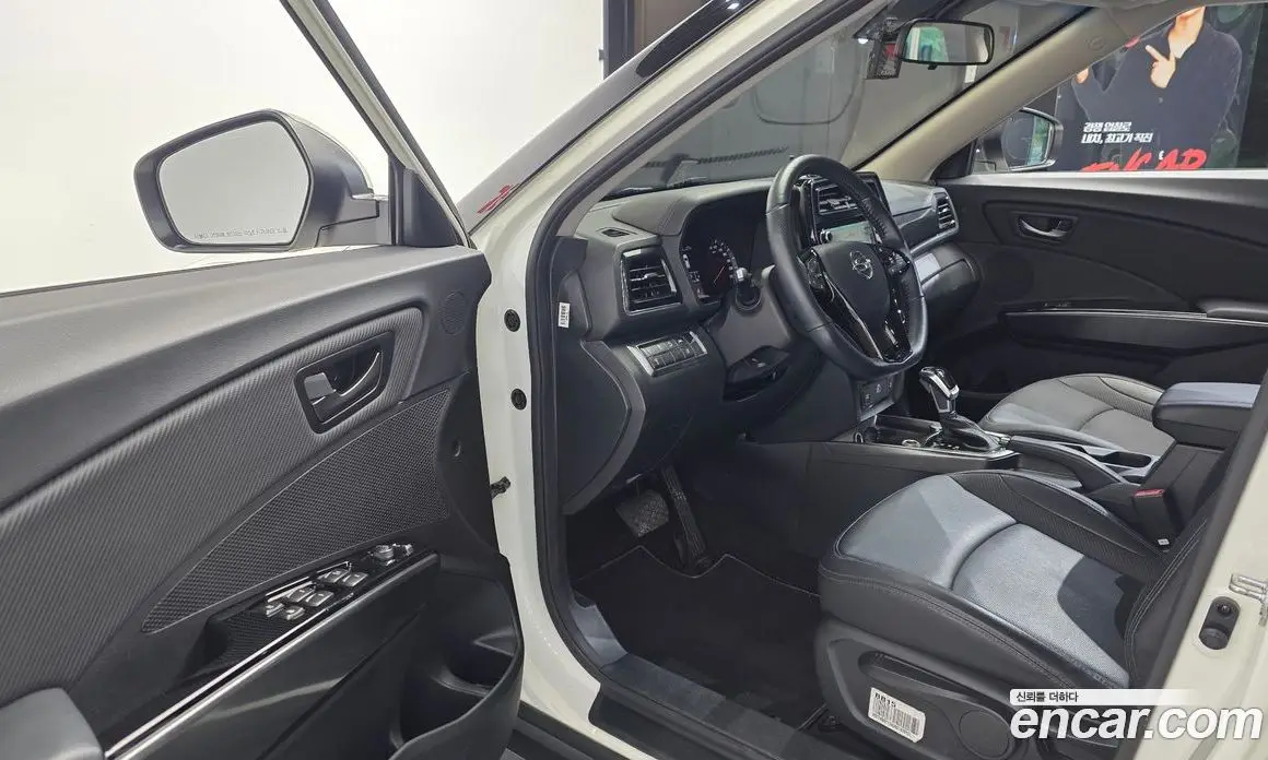 SsangYong TIBOLI 2021 1.5 автомат (гидро), фото 10 SsangYong TIBOLI 2021 1.5 автомат (гидро), фото 10