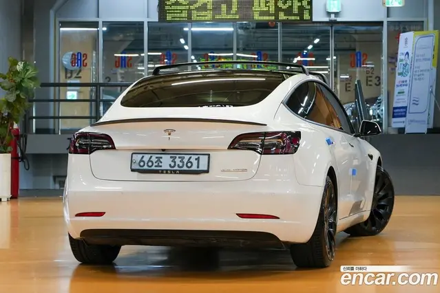 Tesla Model 3 2021 0.2 автомат (гидро), миниатюра 5 Tesla Model 3 2021 0.2 автомат (гидро), миниатюра 5