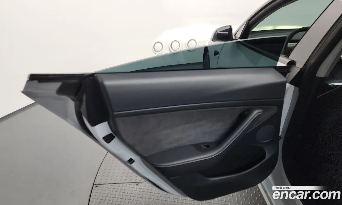 Tesla Model 3 2022 0.2 автомат (гидро), фото 15 Tesla Model 3 2022 0.2 автомат (гидро), фото 15