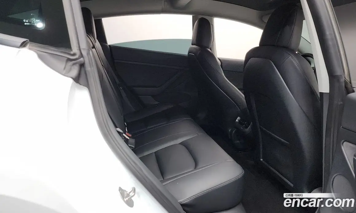 Tesla Model 3 2022 0.2 автомат (гидро), фото 17 Tesla Model 3 2022 0.2 автомат (гидро), фото 17