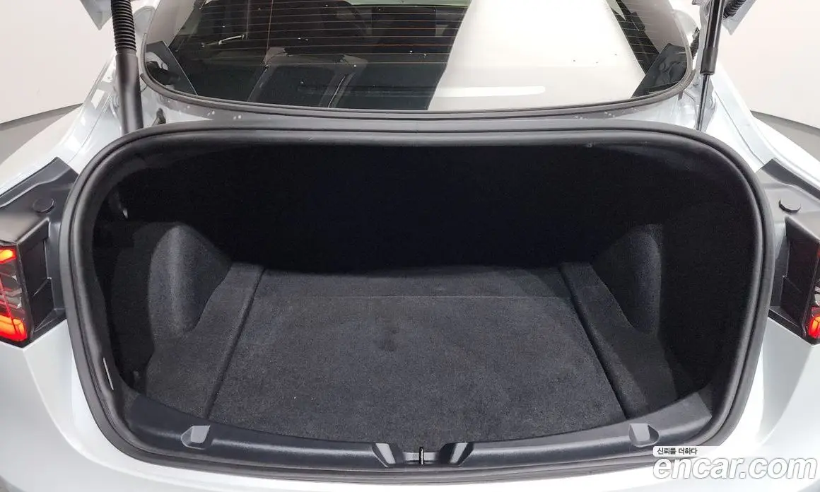 Tesla Model 3 2022 0.2 автомат (гидро), фото 23 Tesla Model 3 2022 0.2 автомат (гидро), фото 23