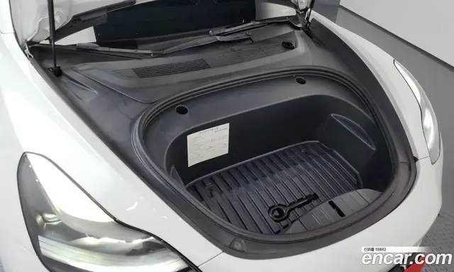 Tesla Model 3 2022 0.2 автомат (гидро), миниатюра 6 Tesla Model 3 2022 0.2 автомат (гидро), миниатюра 6