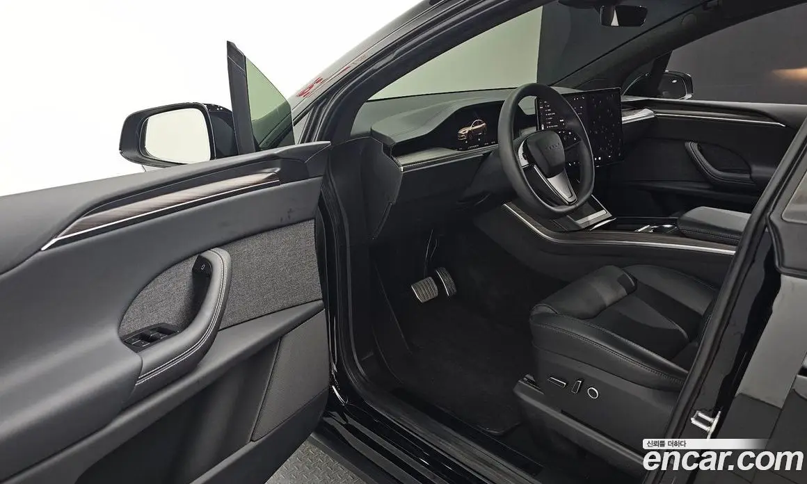 Tesla Model X 2023 0.3 автомат (гидро), фото 17 Tesla Model X 2023 0.3 автомат (гидро), фото 17