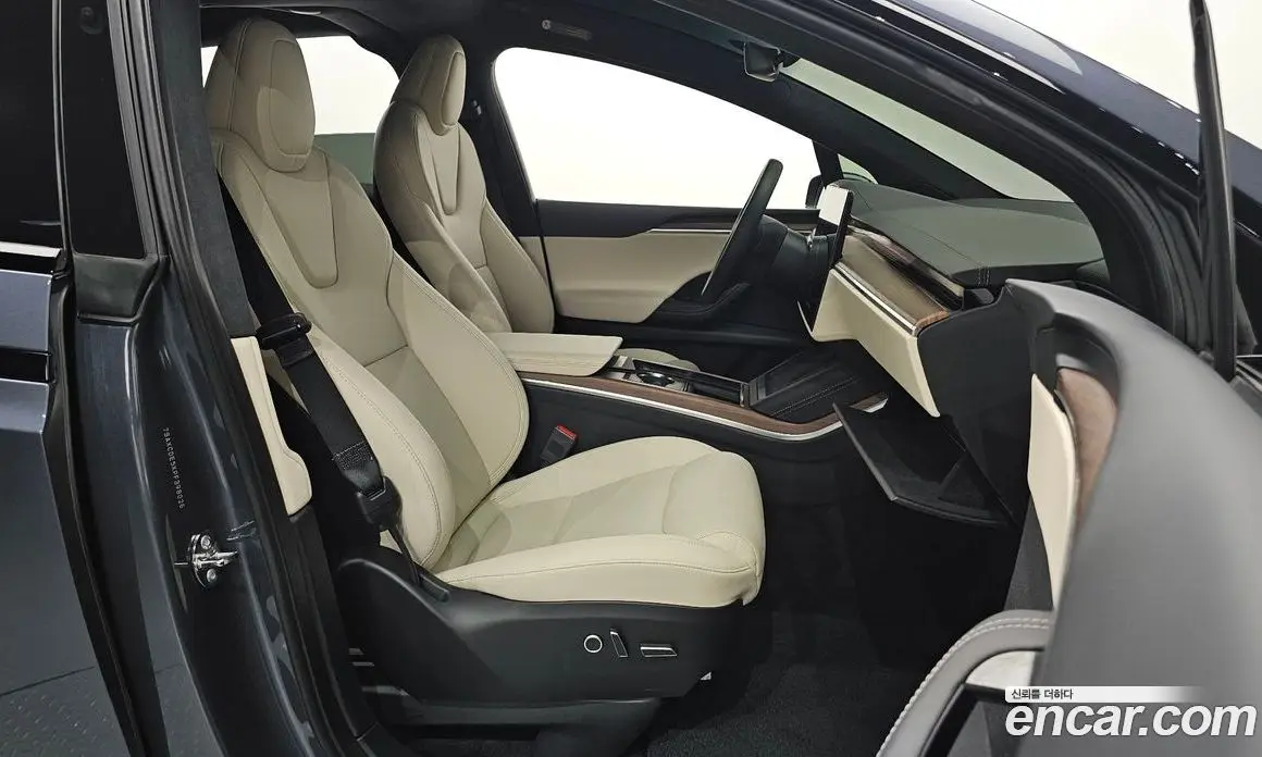 Tesla Model X 2023 0.3 автомат (гидро), фото 13 Tesla Model X 2023 0.3 автомат (гидро), фото 13