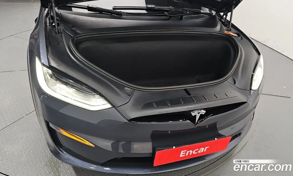 Tesla Model X 2023 0.3 автомат (гидро), фото 6 Tesla Model X 2023 0.3 автомат (гидро), фото 6