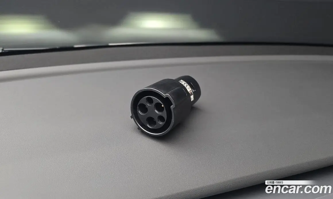 Tesla Model Y 2023 0.2 автомат (гидро), фото 30