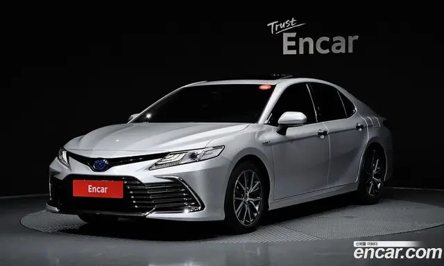 Toyota Camry 2024 2.5 автомат (гидро), миниатюра 1 Toyota Camry 2024 2.5 автомат (гидро), миниатюра 1