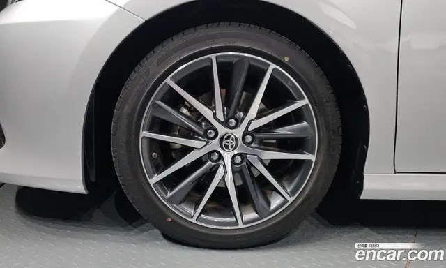 Toyota Camry 2024 2.5 автомат (гидро), миниатюра 5 Toyota Camry 2024 2.5 автомат (гидро), миниатюра 5