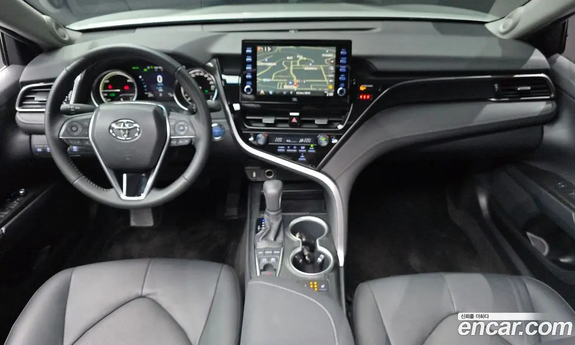Toyota Camry 2024 2.5 автомат (гидро), фото 10 Toyota Camry 2024 2.5 автомат (гидро), фото 10