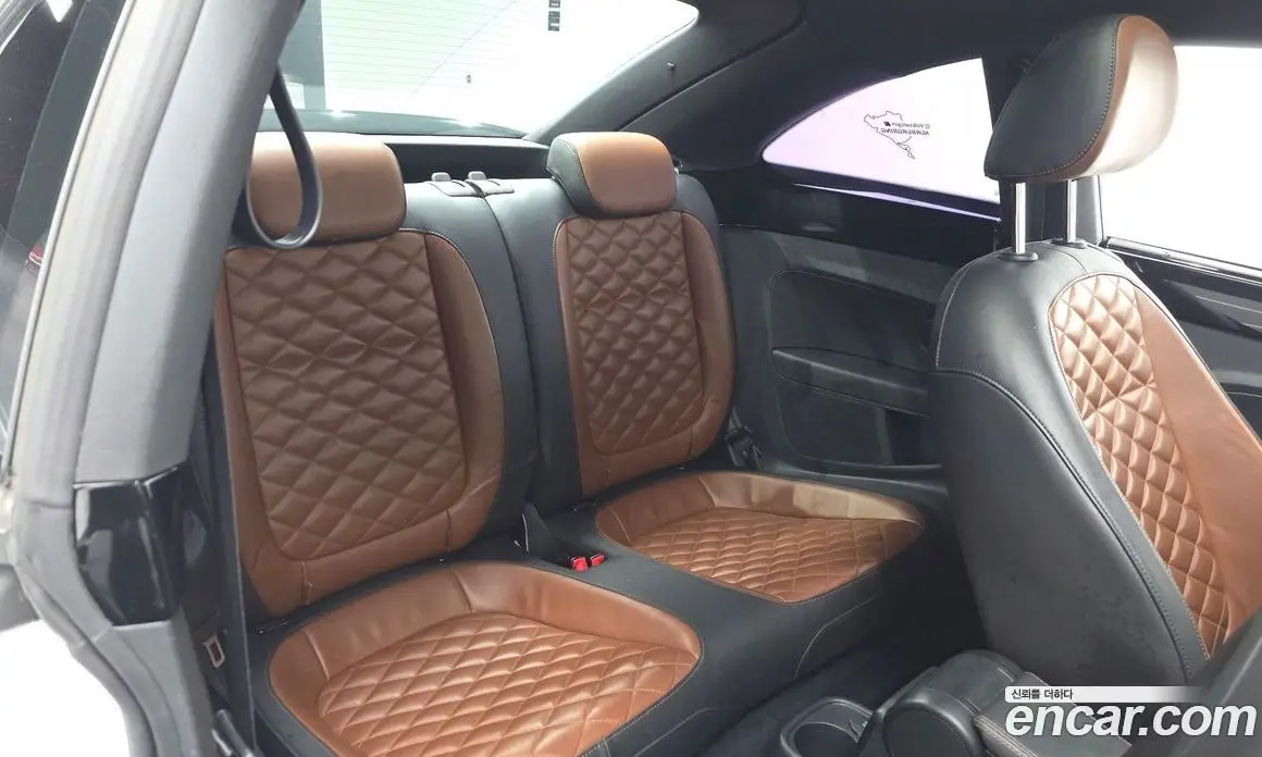 Volkswagen Beatle 2014 2.0 автомат (гидро), фото 11 Volkswagen Beatle 2014 2.0 автомат (гидро), фото 11