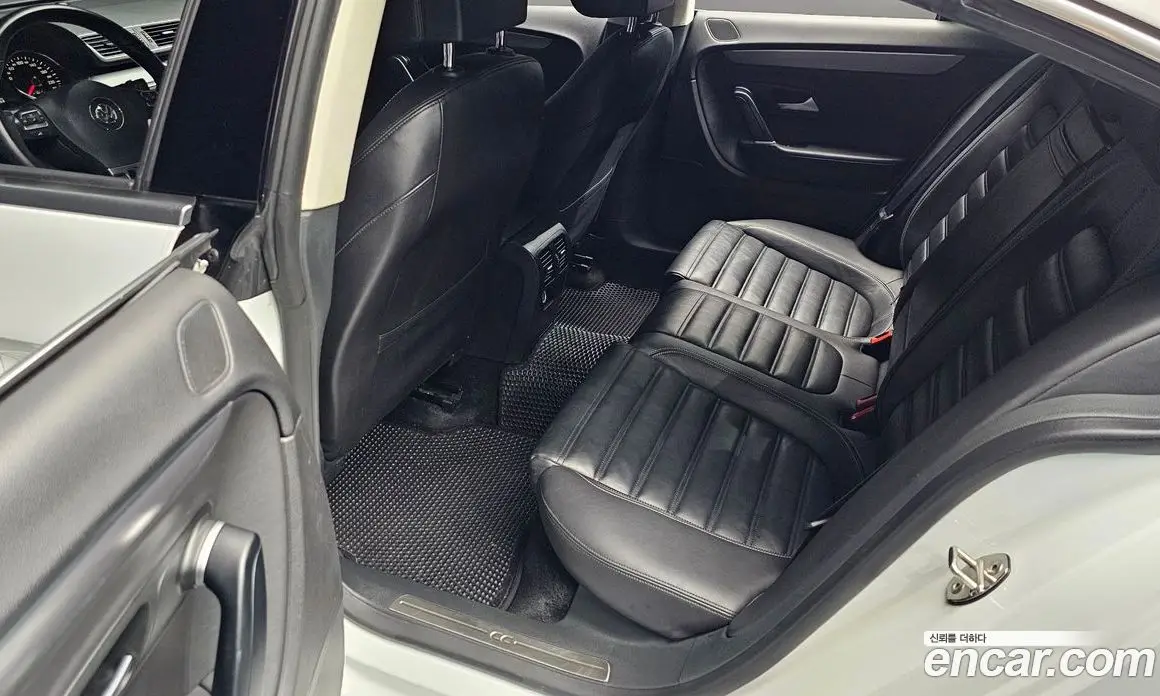 Volkswagen CC 2015 2.0 автомат (гидро), фото 12 Volkswagen CC 2015 2.0 автомат (гидро), фото 12