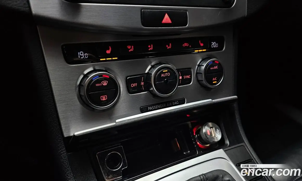 Volkswagen CC 2015 2.0 автомат (гидро), фото 20 Volkswagen CC 2015 2.0 автомат (гидро), фото 20