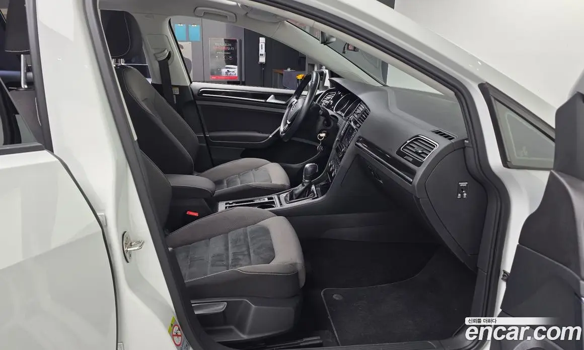 Volkswagen Golf 2014 2.0 автомат (гидро), фото 11 Volkswagen Golf 2014 2.0 автомат (гидро), фото 11