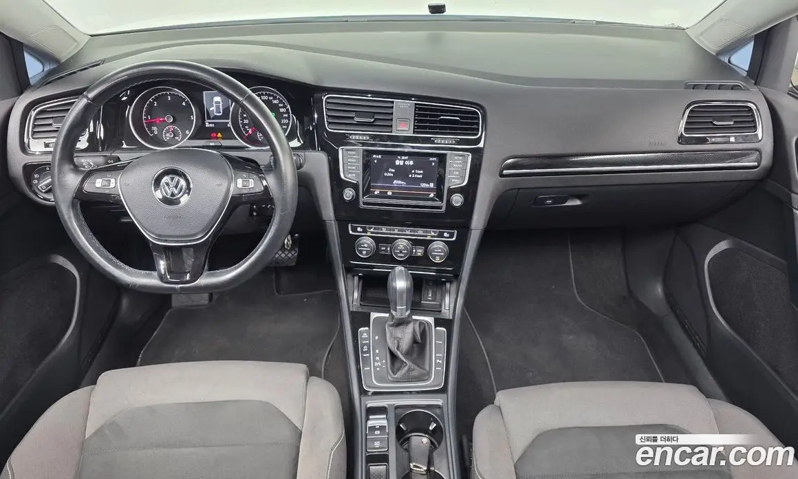 Volkswagen Golf 2014 2.0 автомат (гидро), фото 7 Volkswagen Golf 2014 2.0 автомат (гидро), фото 7