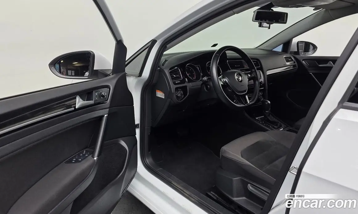 Volkswagen Golf 2014 2.0 автомат (гидро), фото 10 Volkswagen Golf 2014 2.0 автомат (гидро), фото 10
