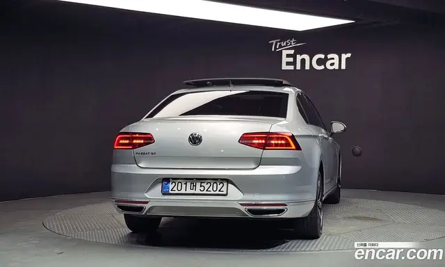 Volkswagen Passat 2018 2.0 автомат (гидро), миниатюра 4 Volkswagen Passat 2018 2.0 автомат (гидро), миниатюра 4