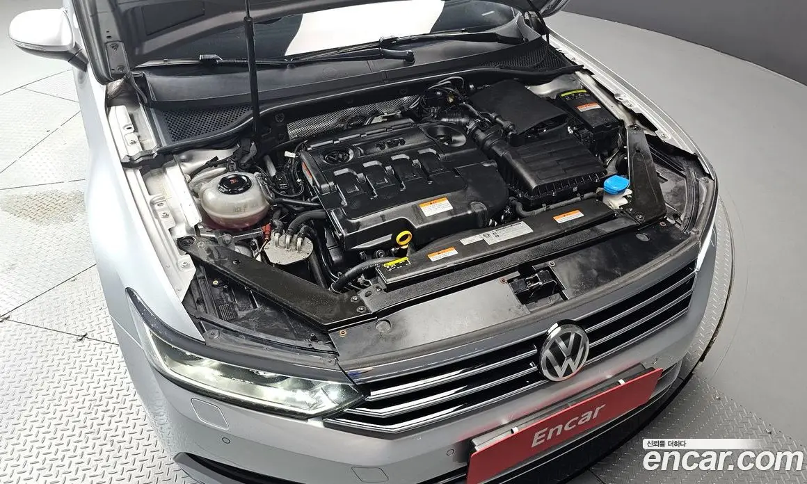Volkswagen Passat 2018 2.0 автомат (гидро), фото 6 Volkswagen Passat 2018 2.0 автомат (гидро), фото 6