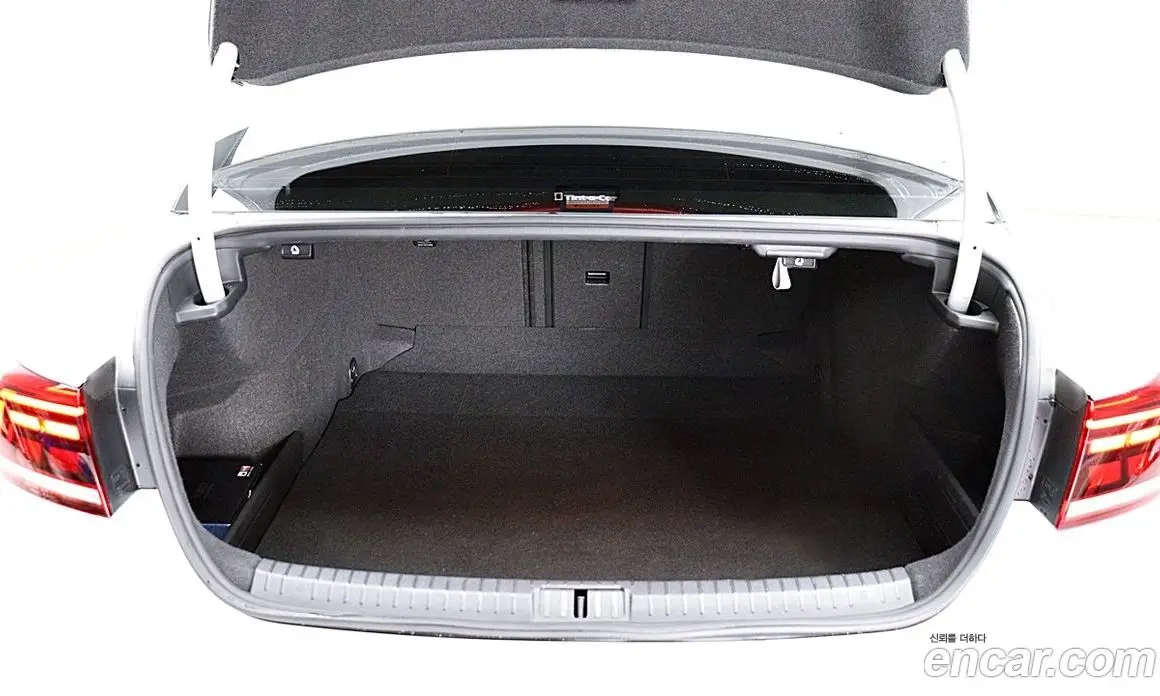 Volkswagen Passat 2021 2.0 автомат (гидро), фото 19 Volkswagen Passat 2021 2.0 автомат (гидро), фото 19