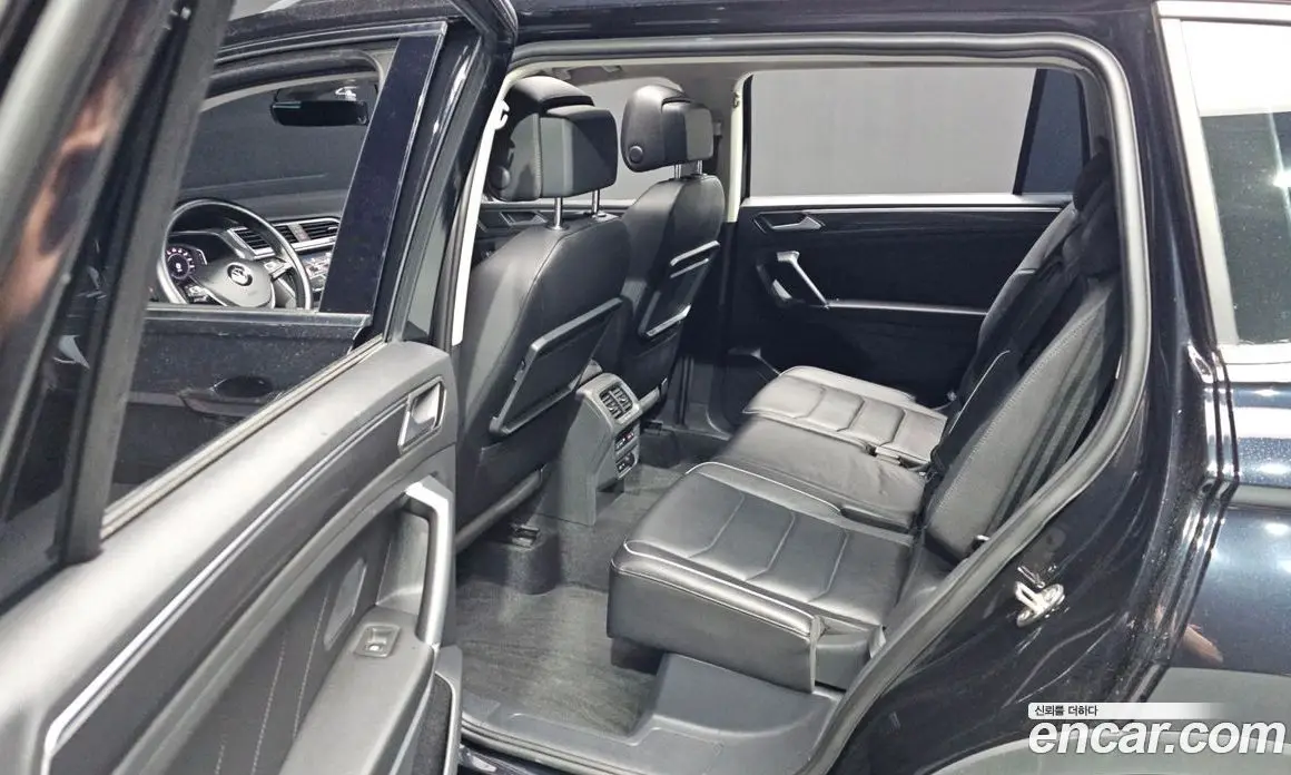 Volkswagen Tiguan 2020 2.0 автомат (гидро), фото 13