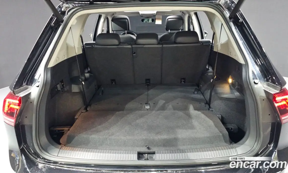 Volkswagen Tiguan 2020 2.0 автомат (гидро), фото 20